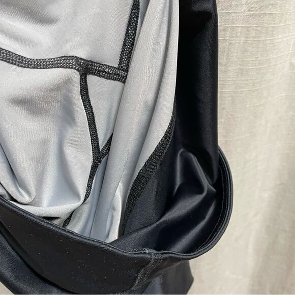 Beyond YogaLux Island Ombre High-Waist Crop Legging Size Medium - Picture 14 of 14